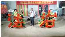 文艺汇演助力“扫黑除恶”大宣传(图1) 文艺汇演助力“扫黑除恶”大宣传(图1)