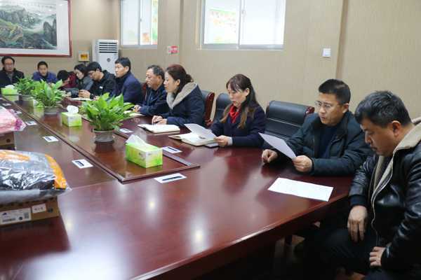 “爱心助学暖冬行动”捐赠仪式在兴蒙学校举行(图1)