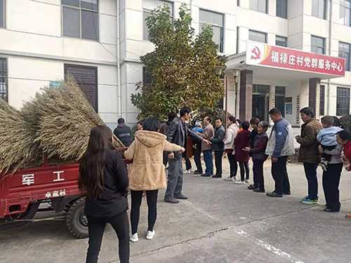 每家一把大扫帚 人人争当清洁员(图2) 每家一把大扫帚 人人争当清洁员(图2)