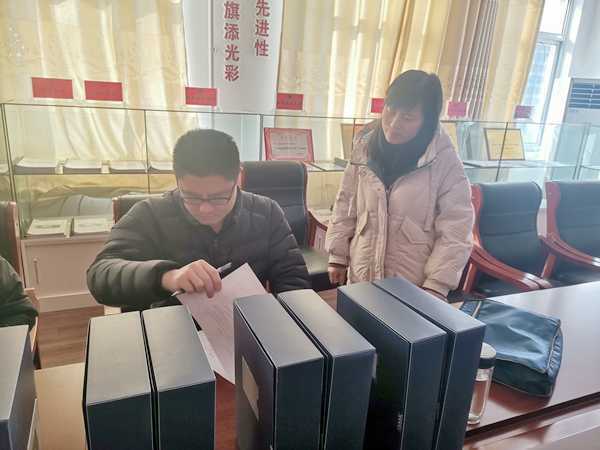教体局到地方镇中心校检查验收汉语言文字工作(图1) 教体局到地方镇中心校检查验收汉语言文字工作(图1)
