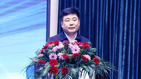 临沂市开展小学语文青年骨干教师集体学习活动(图1) 临沂市开展小学语文青年骨干教师集体学习活动(图1)