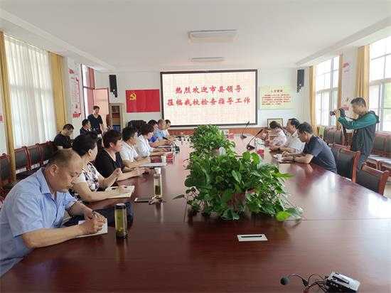 临沂市计生协会领导到平邑街道调研工作(图3) 临沂市计生协会领导到平邑街道调研工作(图3)