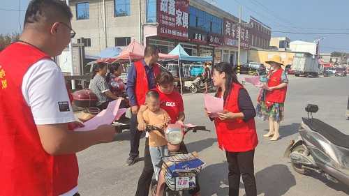 【我为群众办实事】柏林镇开展 “中华民族一家亲 同心共筑中国梦”民族团结宣传活动(图3) 【我为群众办实事】柏林镇开展 “中华民族一家亲 同心共筑中国梦”民族团结宣传活动(图3)