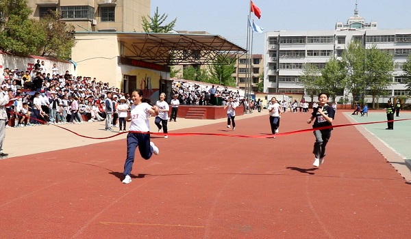 悦动童年，放飞梦想—平邑兴蒙学校举办春季田径运动会(图3)