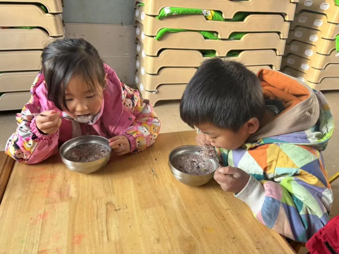 童心知民俗 欢乐庆腊八——地方镇闸口完小幼儿园腊八节主题活动(图3)