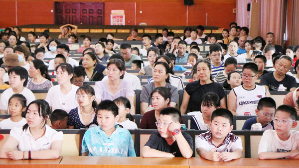 【典耀中华】平邑县孝善文化宣讲团公益“乐读夏令营” 在兴蒙学校隆重开营(图3)