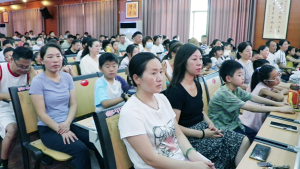 【典耀中华】平邑县孝善文化宣讲团公益“乐读夏令营” 在兴蒙学校隆重开营(图4)