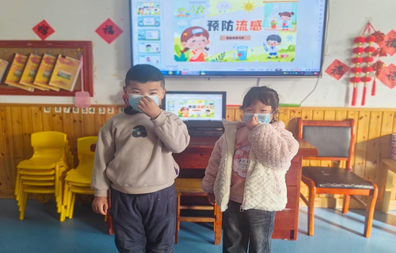 平邑县丰阳镇中心幼儿园开展“冬季流感预防” 系列主题活动(图2) 平邑县丰阳镇中心幼儿园开展“冬季流感预防” 系列主题活动(图2)