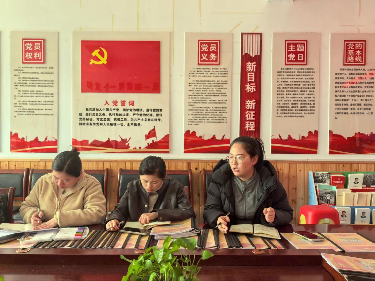 平邑县丰阳镇中心幼儿园开展幼小衔接专题教研活动(图2)