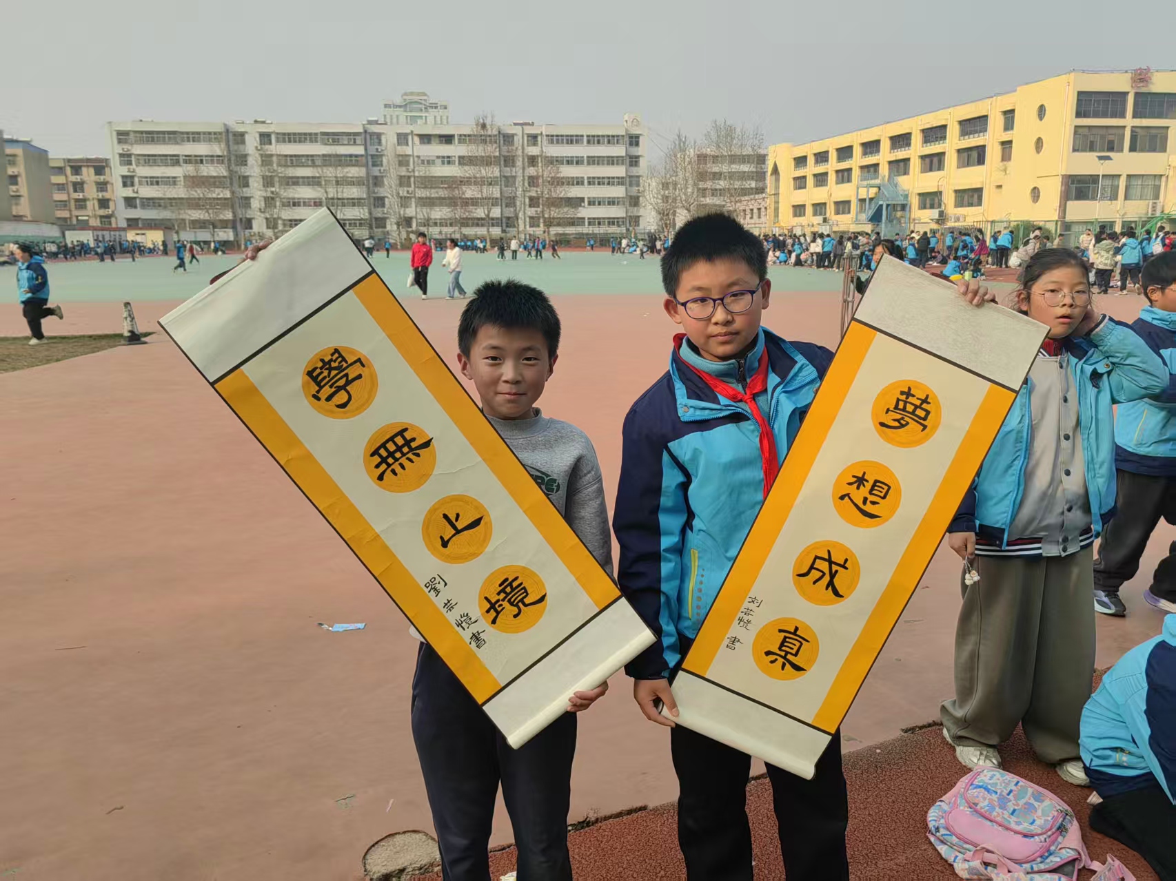 平邑兴蒙学校 第二届红领巾实践市场热闹开市