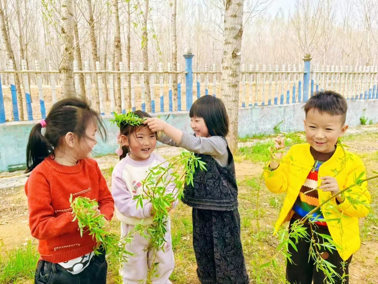 平邑县丰阳镇中心幼儿园开展清明节主题活动