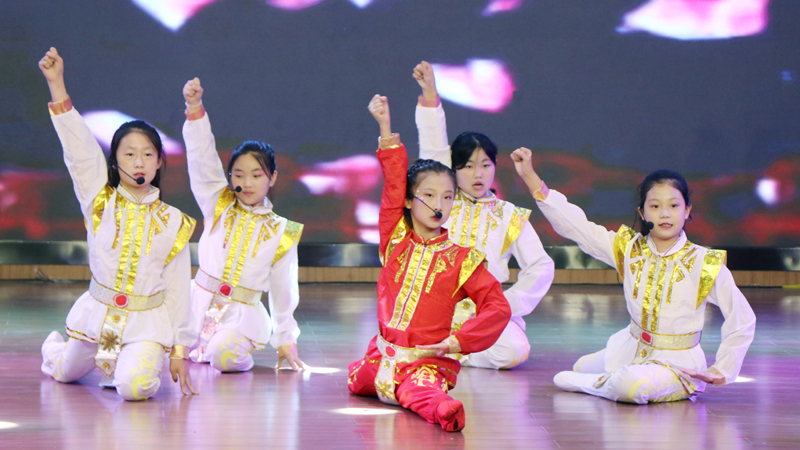 平邑县实验小学第三校区成功举办庆“六一”文艺汇演(图8)