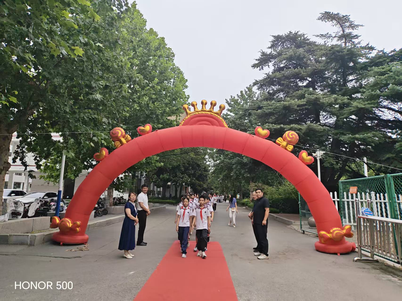 骊歌逐梦 不负韶华——兴蒙学校隆重举行六年级毕业典礼