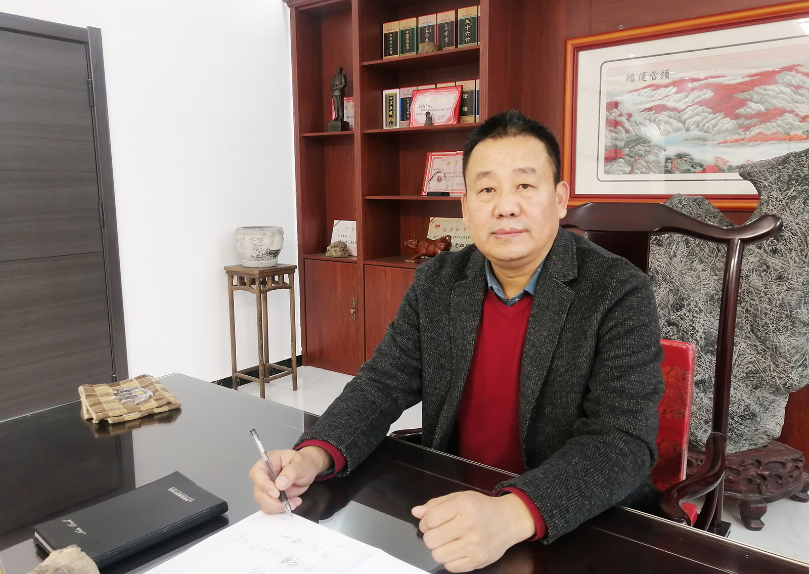  荣誉背后的力量 | 让党旗在沂蒙乡村大地高高飘扬