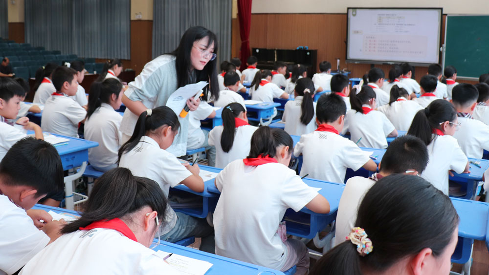 【县区前沿】平邑县实验小学教育集团 开展数学新生态课堂教学研讨活动(图3)