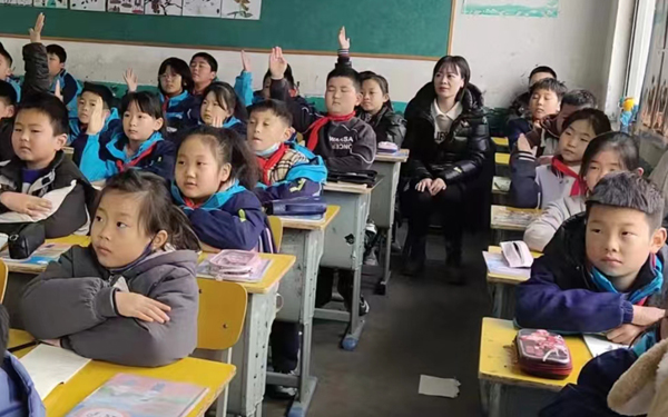 平邑县实验小学教育集团：全员导师在行动   育人育心共成长