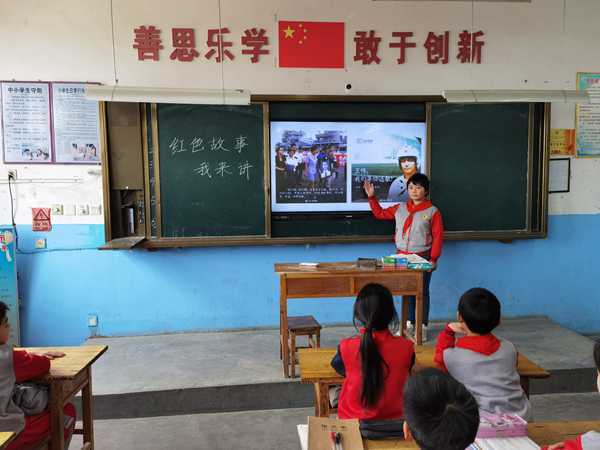 清明祭英烈 追思海空卫士王伟(图1)