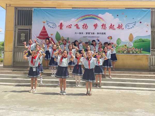 柏林镇苏城小学举行庆六一文艺汇演活动(图3)