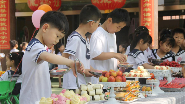 山东平邑：实验小学教育集团 附属幼儿园开展“童享时光，童趣六一”系列主题活动(图6)